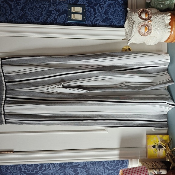 Zara Black and White Striped Wide Leg Pants - Picture 5 of 12